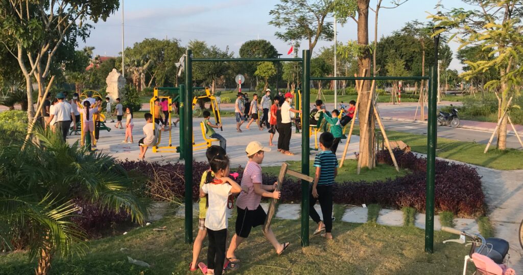 Máy tập công viên, thiết bị thể thao ngoài trời hiện nay rất đa dạng