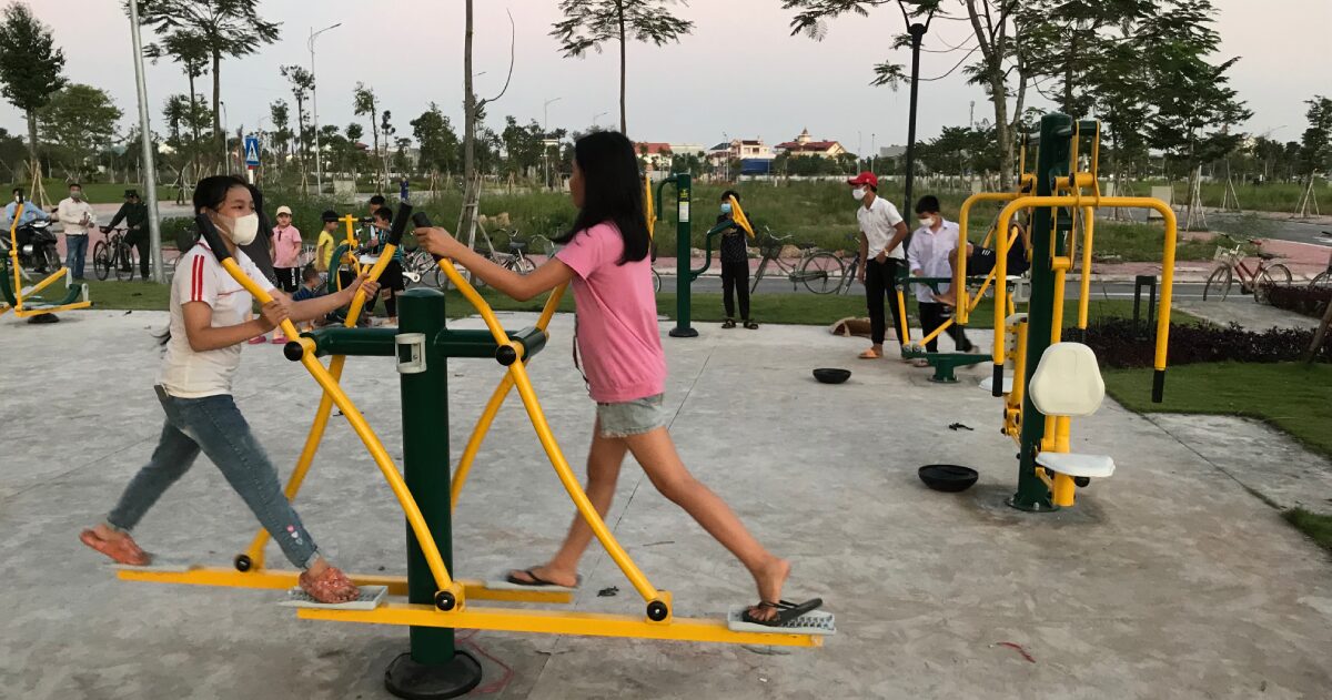 Có rất nhiều loại máy thể thao ngoài trời phù hợp với nông thôn mới